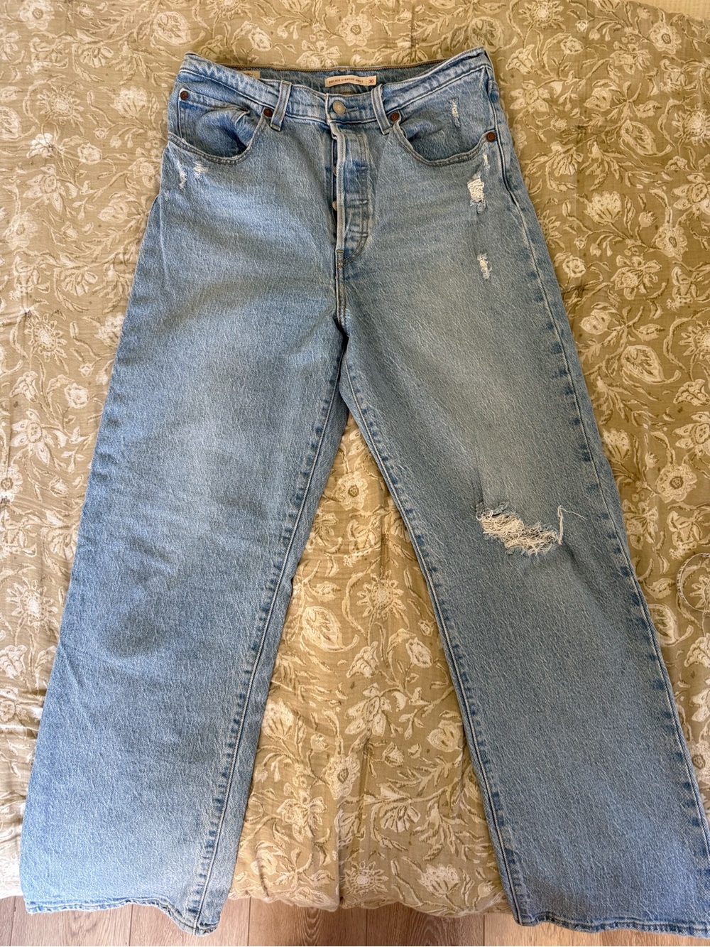 Levi’s Ribcage Straight Ankle